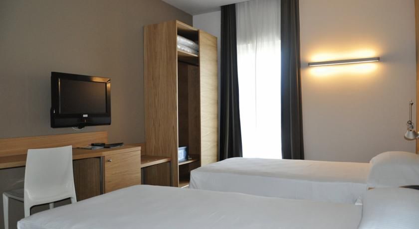Victor Hotel Bari Værelse billede
