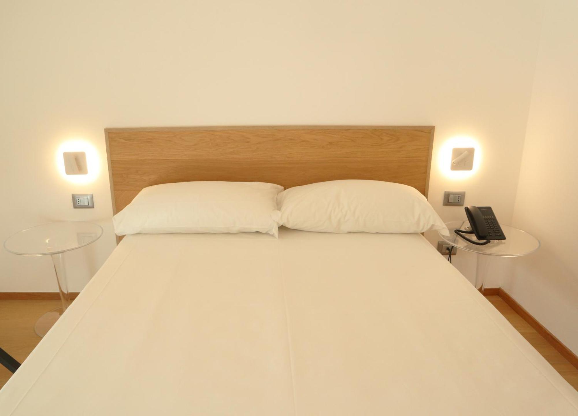Victor Hotel Bari Eksteriør billede