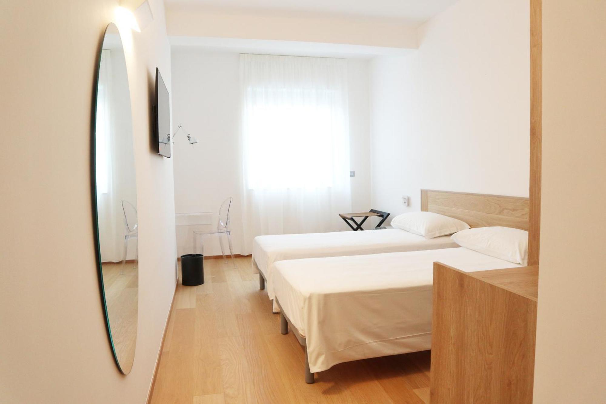 Victor Hotel Bari Eksteriør billede