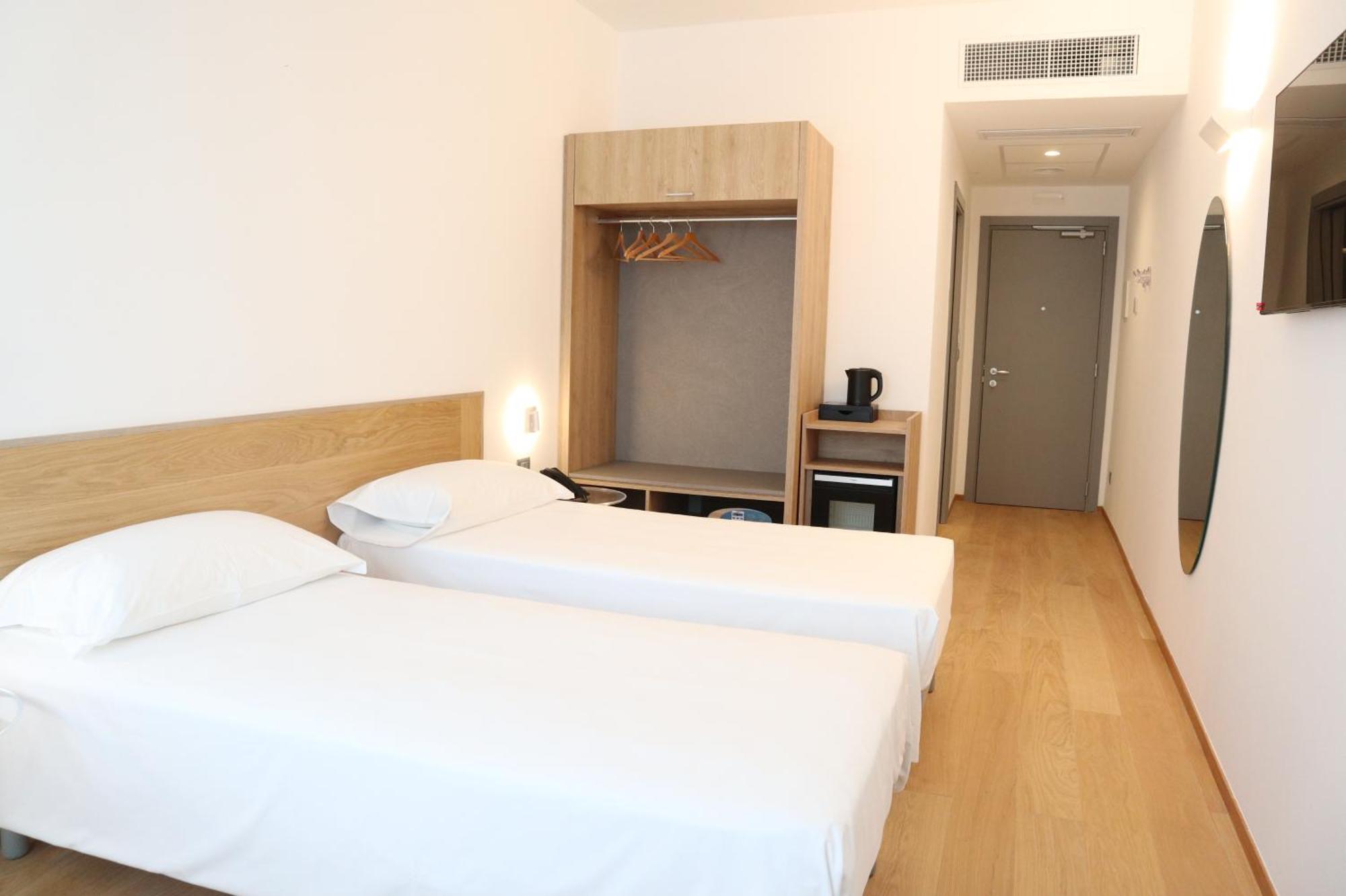 Victor Hotel Bari Eksteriør billede