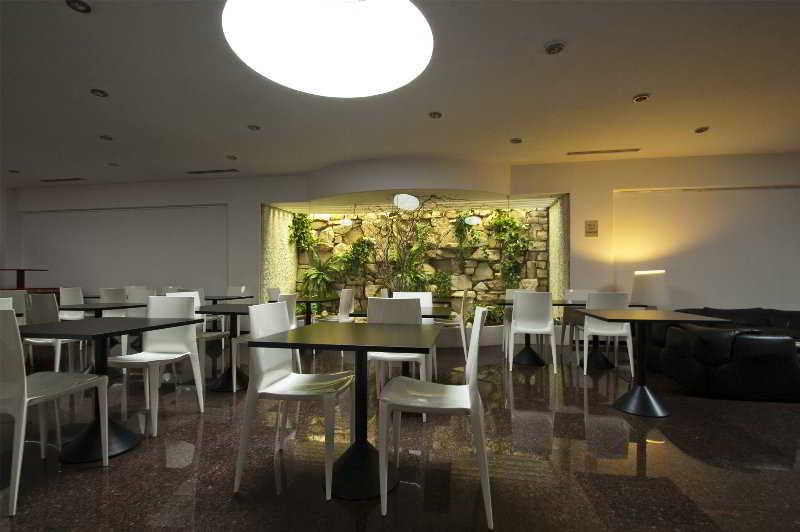 Victor Hotel Bari Restaurant billede